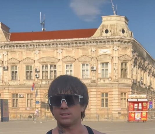 Novi detalji slučaja koji je potresao region: Djevojčica (12) nakon škole ušla u automobil influensera Faraona KURIR SAZNAJE! DEVOJČICA (12) POSLE ŠKOLE UŠLA U AUTO INFLUENSERA FARAONA, RODITELJI PRIJAVILI NESTANAK Detalji suđenja Marku Radmanoviću, otac žrtve progovorio - featured image