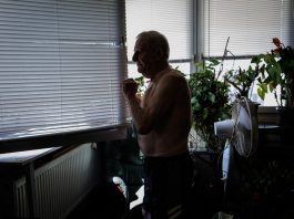 Da li treba otvarati ili zatvarati prozore na +40? Svi prave istu grešku, jedna navika više prži kuću od sunca Da li treba otvarati ili zatvarati prozore na +40? Svi prave istu grešku, jedna navika više prži kuću od sunca - featured image
