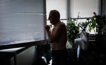Da li treba otvarati ili zatvarati prozore na +40? Svi prave istu grešku, jedna navika više prži kuću od sunca Da li treba otvarati ili zatvarati prozore na +40? Svi prave istu grešku, jedna navika više prži kuću od sunca - featured image