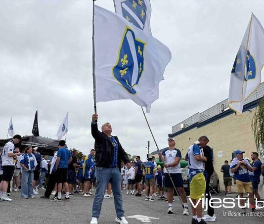 Ustavni sud RS donio odluku o zastavi s ljiljanima: Evo detalja Ustavni sud RS donio odluku o zastavi s ljiljanima: Evo detalja - featured image