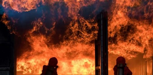 U požaru sekunde odlučuju: Vatrogasac otkriva kako reagovati ako se nađete u požarištu
