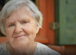 5 mesta na telu koja izazivaju miris starosti nakon 60. godine: Treba ih prati svaki dan 5 mesta na telu koja izazivaju miris starosti nakon 60. godine: Treba ih prati svaki dan - featured image